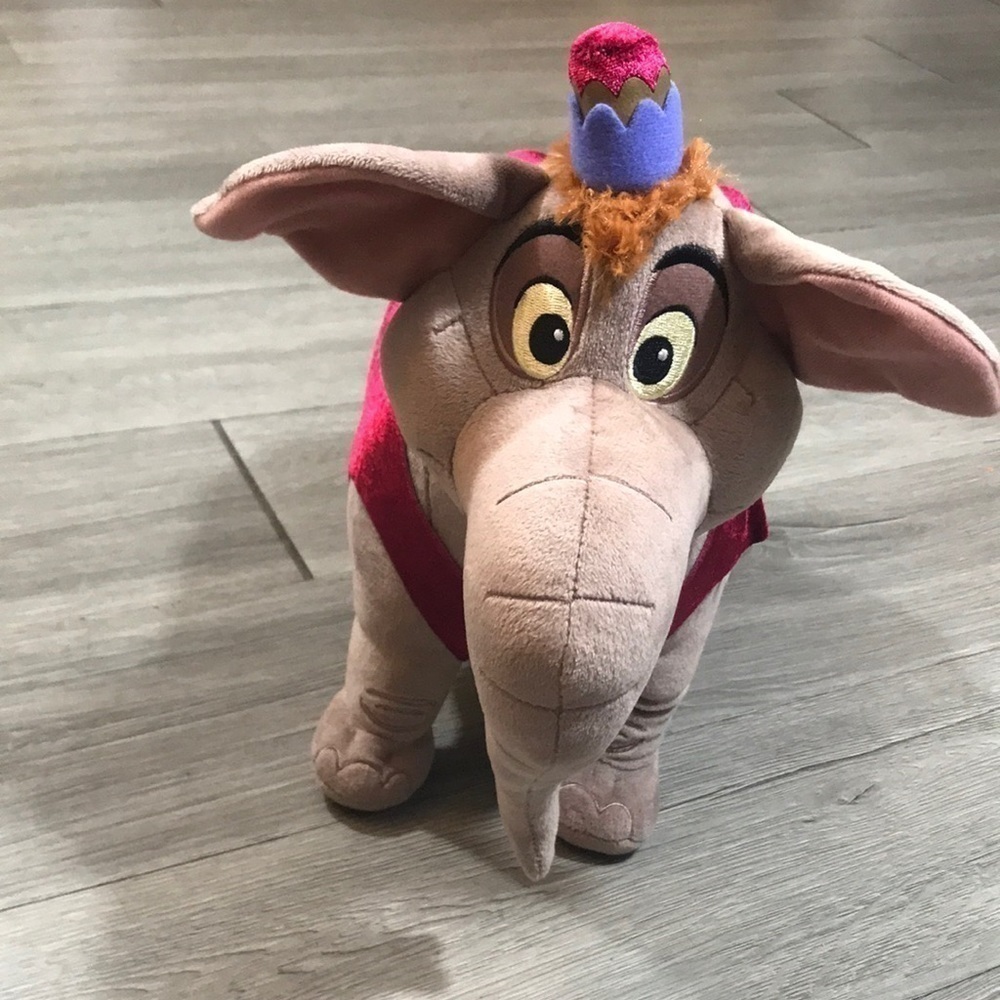 Disney‎ Store ABU as an ELEPHANT  13"high Plush Stuffed Animal from Aladdin
